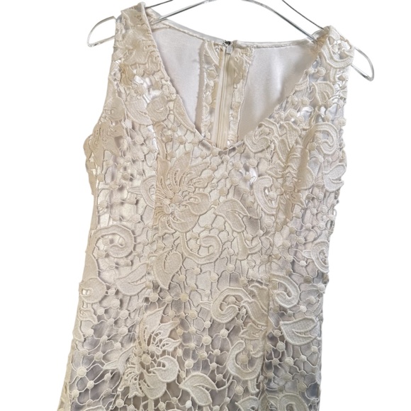 Pilar Rubio white W/Ivory Lace Evening Gown Floral Overlay Formal Maxi Dress 4 - Picture 3 of 11